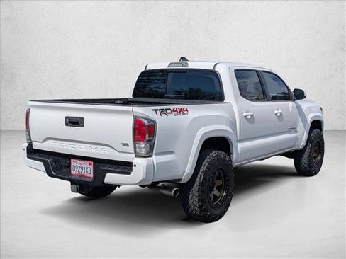 Used 2021 Toyota Tacoma TRD Sport w/ TRD Premium Sport Package image 5