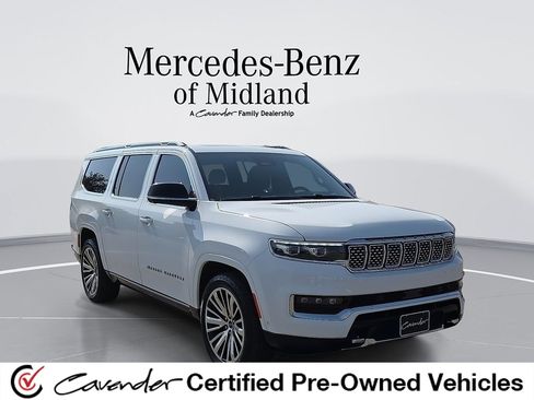 Used 2023 Jeep Grand Wagoneer L Series III w/ Rear Seat Video Group 1 AWD/4WD image 1
