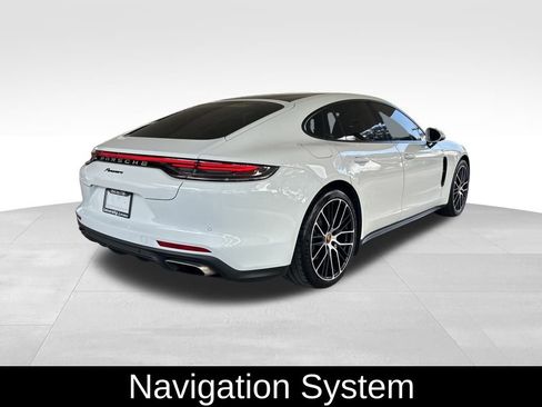 Used 2022 Porsche Panamera image 3