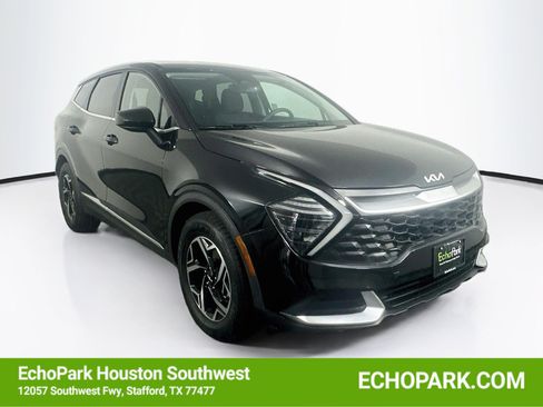 Used 2024 Kia Sportage LX FWD image 1