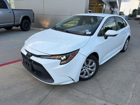Used 2021 Toyota Corolla LE w/ Carpet Mat Package (TMS) FWD image 1