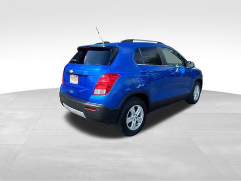 Used 2016 Chevrolet Trax LT w/ LT Convenience Package FWD image 7