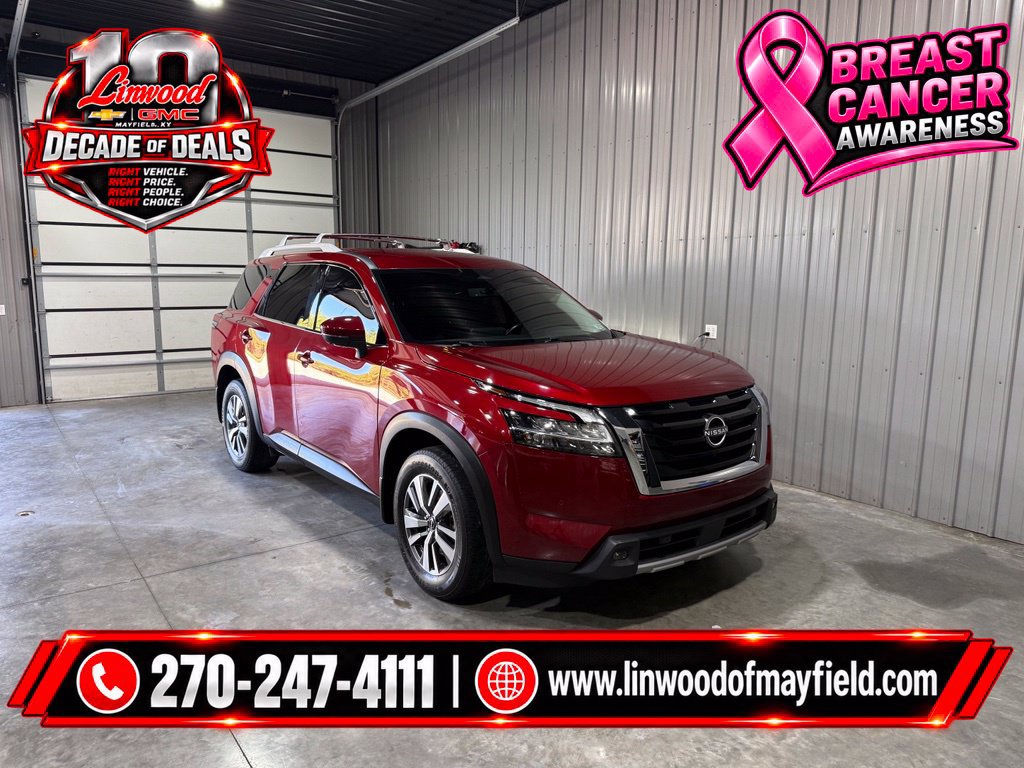 Used 2023 Nissan Pathfinder SL AWD/4WD image 1