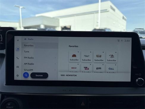 Used 2023 Toyota Prius XLE image 23