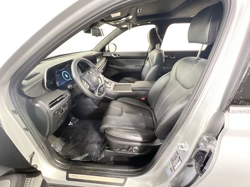 Used 2024 Hyundai Palisade Calligraphy image 21