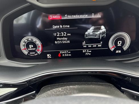 Used 2022 Audi Q7 3.0T Premium AWD/4WD image 13