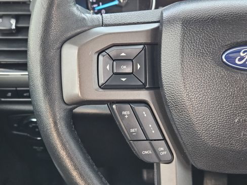 Used 2018 Ford Expedition Max XLT w/ Equipment Group 202A AWD/4WD image 27
