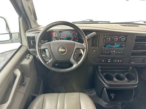 Used 2022 Chevrolet Express 2500 w/ Driver Convenience Package RWD image 18