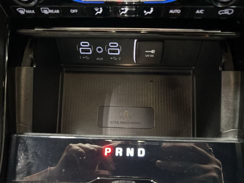 Used 2023 Jeep Grand Cherokee Altitude AWD/4WD image 22