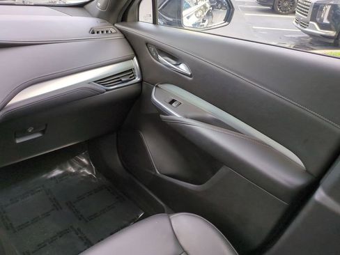 Used 2019 Cadillac XT4 Premium Luxury image 17