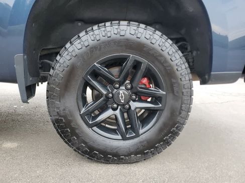 Used 2019 Chevrolet Silverado 1500 LT Trail Boss image 9