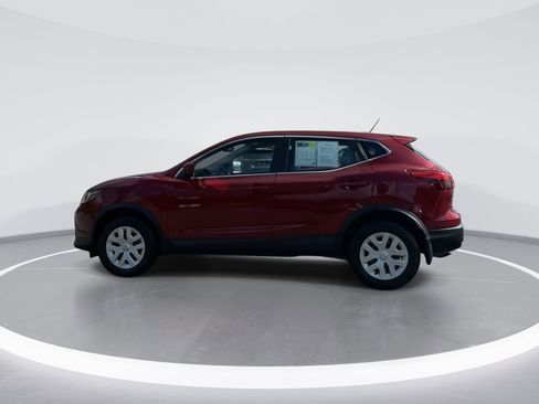 Used 2019 Nissan Rogue Sport S image 4