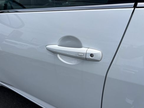 Used 2021 Nissan Sentra SV FWD image 11