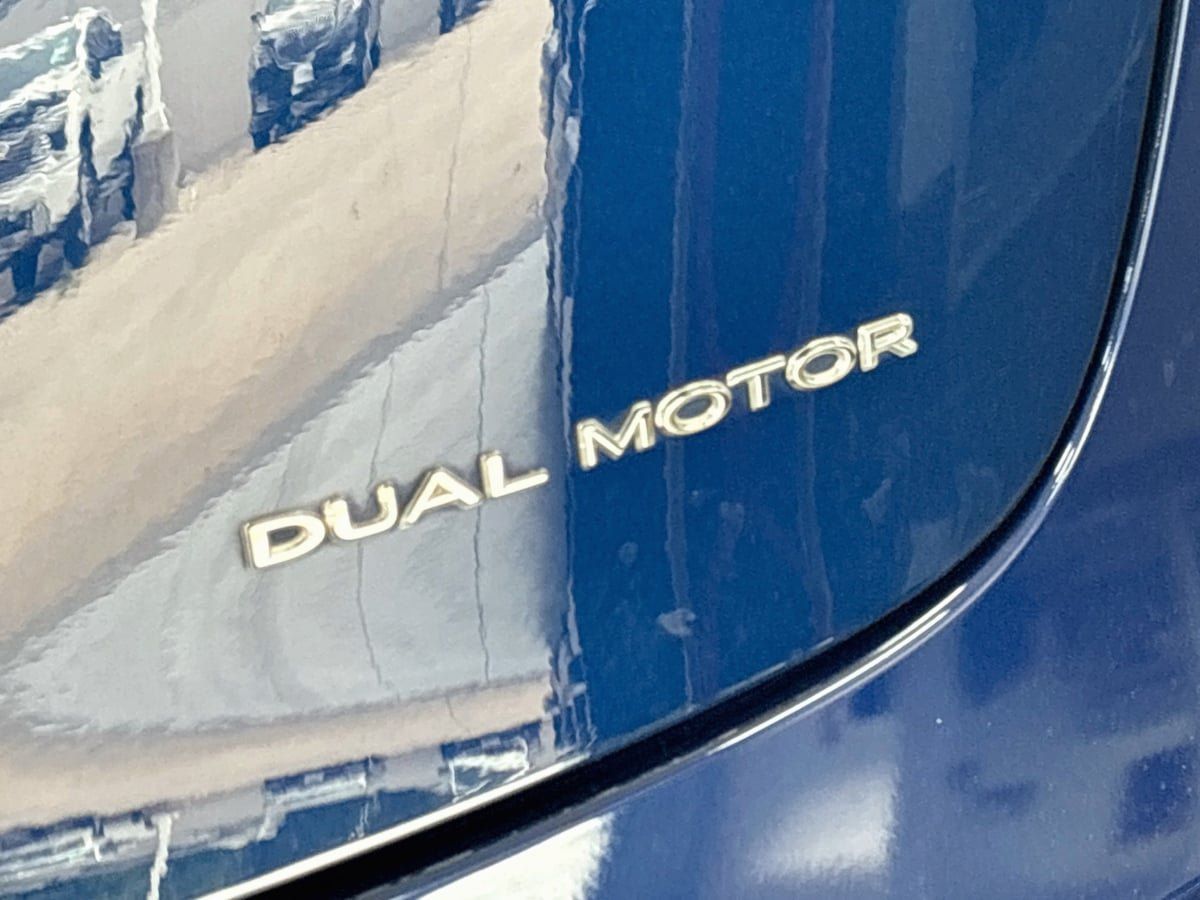 Used 2018 Tesla Model 3 Long Range AWD/4WD image 10
