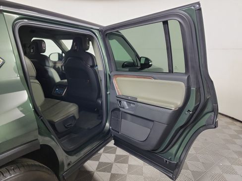 Used 2024 Rivian R1S Adventure AWD/4WD image 25