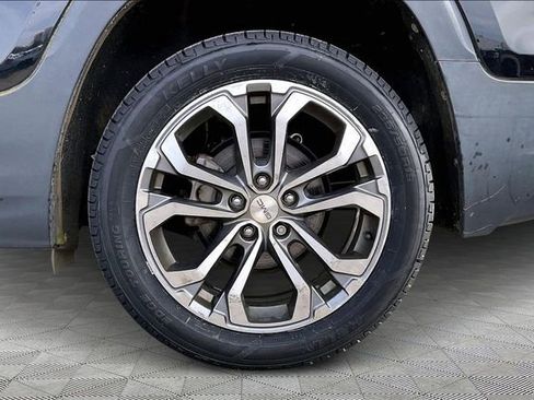 Used 2019 GMC Terrain SLT w/ Preferred Package image 20