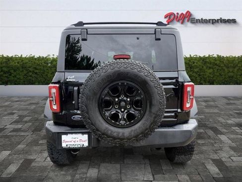 Used 2023 Ford Bronco Wildtrak AWD/4WD image 10