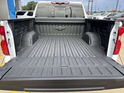 New 2026 Chevrolet Silverado 1500 ZR2 w/ Dark Appearance Package AWD/4WD image 6