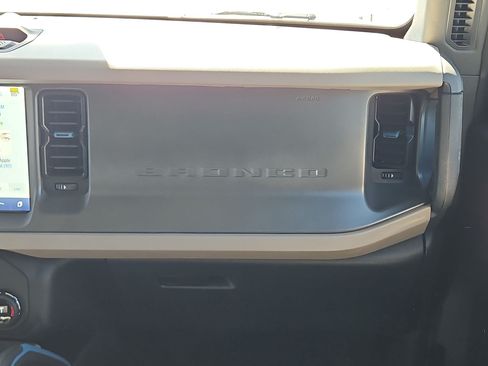 Used 2024 Ford Bronco Wildtrak AWD/4WD image 31