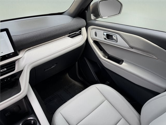 New 2027 Ford Explorer Active w/ Active Comfort Package AWD/4WD image 16