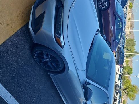 Used 2023 Honda Civic Sport image 3