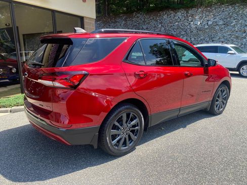 Used 2023 Chevrolet Equinox RS w/ RS Leather Package AWD/4WD image 2