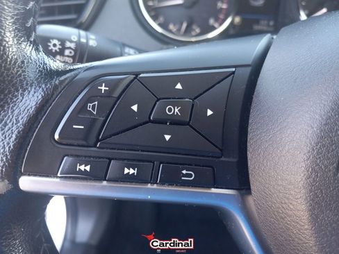 Used 2022 Nissan Rogue Sport SL w/ Premium Package image 26