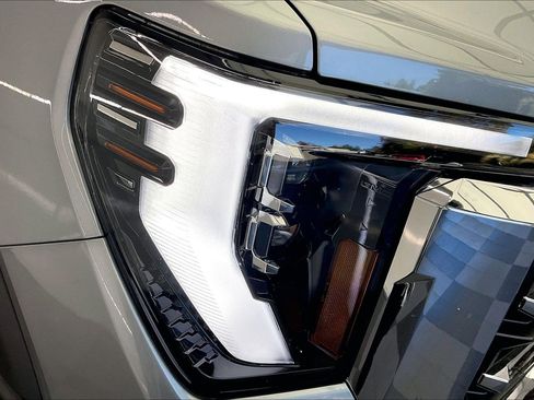 New 2026 GMC Sierra 3500 SLT image 15