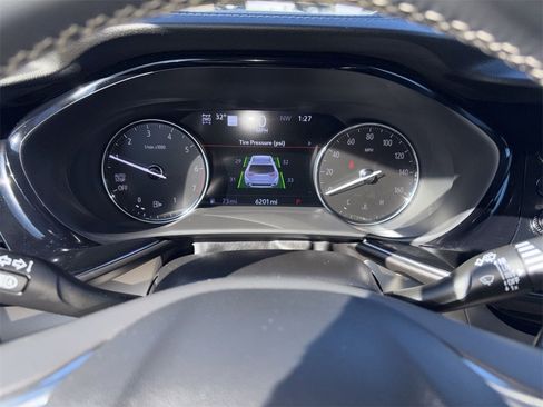 Used 2023 Buick Envision Avenir image 15