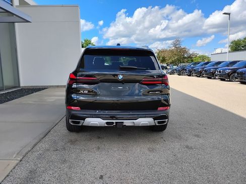 Used 2024 BMW X5 xDrive40i w/ Premium Package AWD/4WD image 4