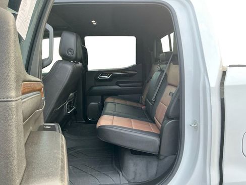 Used 2024 Chevrolet Silverado 1500 High Country image 21