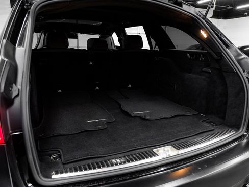 Used 2019 Mercedes-Benz E 63 AMG S image 70