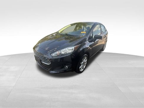 Used 2019 Ford Fiesta SE w/ Equipment Group 201A FWD image 2
