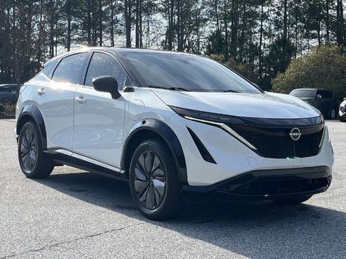 Certified 2023 Nissan Ariya AWD image 28