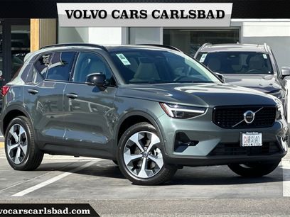 New 2026 Volvo XC40 B5 Plus w/ Protection Package Premier