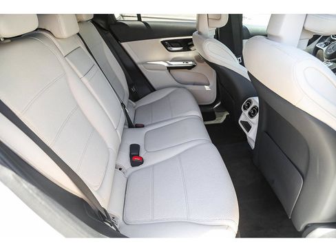Certified 2026 Mercedes-Benz GLC 300 image 15