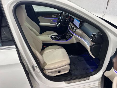 Used 2017 Mercedes-Benz E 400 4MATIC Wagon image 53
