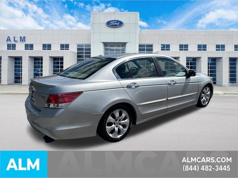 Used 2010 Honda Accord EX-L image 5