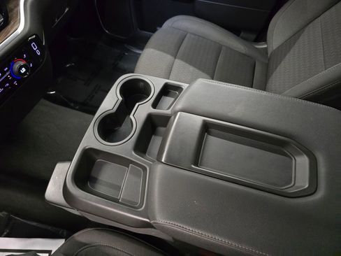 Used 2025 Chevrolet Silverado 2500 LT w/ Convenience Package image 31