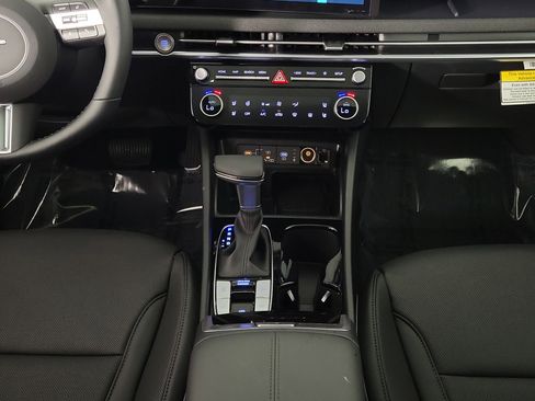 New 2025 Hyundai Santa Cruz Limited image 10