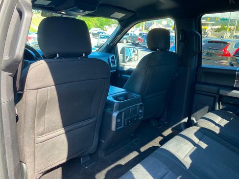 Used 2018 Ford F150 XLT w/ Equipment Group 302A Luxury AWD/4WD image 23