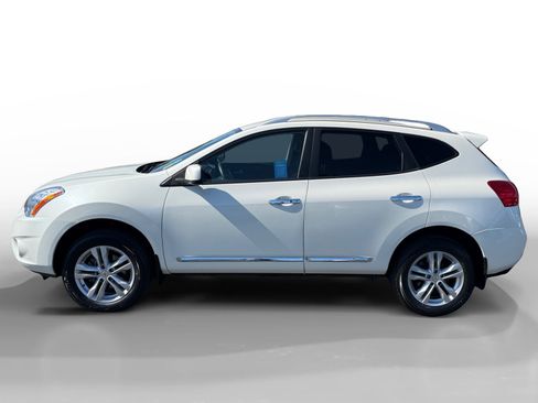 Used 2012 Nissan Rogue SV AWD/4WD image 2