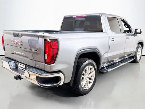 Used 2020 GMC Sierra 1500 SLT RWD image 4