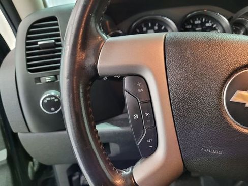 Used 2014 Chevrolet Silverado 2500 LT w/ Interior Plus Package image 26