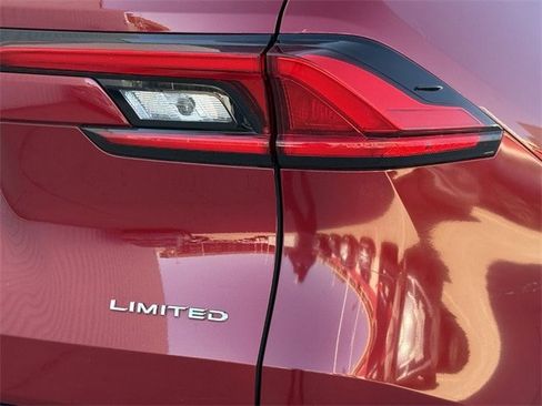 Used 2024 Toyota Grand Highlander Limited image 6