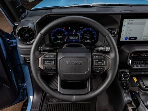 Used 2026 Toyota Land Cruiser image 19