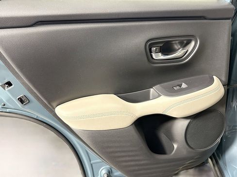 Certified 2023 Honda HR-V LX image 20