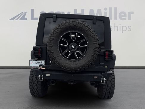 Used 2015 Jeep Wrangler Unlimited Sport w/ Quick Order Package 24S AWD/4WD image 4