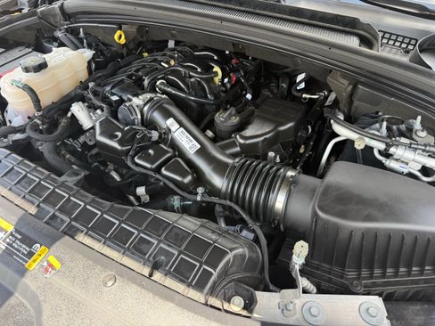 Used 2023 Jeep Grand Cherokee Limited RWD image 34