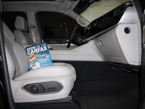 Used 2022 Jeep Wagoneer Series II w/ Premium Group I image 5